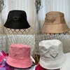 Merk emmer hoeden mannen vrouwelijke ontwerper zon hoed met brief driehoek sunbonnet zwart strand casquette reizen sunhats2874