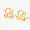 Boucles d'oreilles Lowee Designer Femmes de qualité originale Charme d'oreilles lisses pour la mode pour femmes Luxurage haut de gamme Oreilles polyvalent et simple