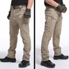 Męskie dżinsy zimowe męskie kombinezony ciepłe, luźne spodnie bawełniane spodnie armia kamuflaż taktyczne biwakowanie wędkarstwo wędkarstwo Poleje jogger spodni J231222