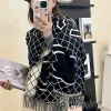 2024 Designer Scarf Fashion Luxury Cashmere épais châle Femmes Long Winter Wram Pashmina Wraps Hijab With Tassel Bufanda Foulard Gift Designer Swarves pour l'hiver