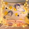 Tapisserier Kawaii Girl Pink Anime Tapestry Söt kvinna Girl's Wall Hanging Japanese Korean Children's Room Dorm Decoration Gift