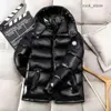 Down Parkas Men's Designer Monc Jacket Winter Warmproofroproofroping Shiny Matte Material Asian Couple Asian Models Nouveaux vêtements Le chapeau Monclaers Down Coats Wtrx 8mt8