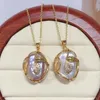 Zestawy biżuterii ślubnej Zhboruini Big Baroque Pearl Biżuteria Zestawy 18K złota Posłuc Naturalne kolczyki Perły Perły dla kobiet Prezent 231222
