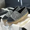 Fisherman shoes a fashionable flat straw woven casual loafers