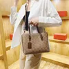 Stampato francese per le donne 2023 New Fashion Casual Tote Versatile borsa a tracolla con tracolla con sconto dell'80% sugli outlet