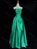 Party Dresses Satin Ruching Prom Dress for Women A Line Strapless Sleeveless Formal Evening Spets Applique Back Long Cocktail Gowns