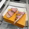 클래식 디자이너 슬리퍼 패션 럭셔리 유니essurex Bom Dia Flat Comfort Mule Summer Beach Sandals Buckle Buckle Sole 남성 여성 슬라이딩 컴포트 플랫 슬리퍼