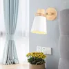 Lampes murales nordique clairs en bois massif chambre chambre de chevet moderne lampe de chevet moderne Creative Macaron Lights Restaurant E27 LED