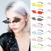 Solglasögon Cosplay Eyewear Sun Glasses Metal Frame Rimless Slim Women Bat Shaped334U