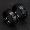 Bandringar Fashion Titanium Steel Caon Fiber Ring For Men Blue Red Square Caon Fiber Ring Men's Cool Ring Fashion Jewelryl231222