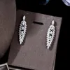 4 -częściowy zestaw Nigeria Bride Cubic Zirkonia Dubai Naszyjnik Bransoletka Kolki CZ Kryształowy zestaw biżuterii ślubnej 231221