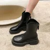 Bottes Automne Hiver 2022 Plateforme féminine Chelsea Boots Brun Brun Black Blanc Boots Bottes Bottes courtes pour femmes Chaussures gothiques punk grossiers