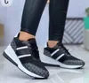 Klassieke lederen wandelschoenen lichtgewicht sport dames hardloopschoenen ademende vrouwelijke trainers sneakers