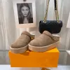 Aspen Clog Platform Slippers Designer tofflor Kvinnor Slide Fluffy Plush Cozy Flat Comfort Clog Mules Flat Flowers Warm Shoes Luxury Fur Sandal