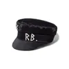 Simple Athestone RB Hat Women Men Men Street Fashion Style Newsboy Hats Black Berets Flat Top Caps293a