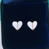 Stud-oorbellen Heritage Spade Ladies Mini Email Peach Heart White Exquisite All-match Valentijnsdag Gift