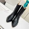 Chaussures de créateurs célèbres rendez-vous en boîte de nuit Doux et tendre Plein de saveur féerique Plein de bonheur Bottes longues bottes courtes Cuir d'agneau confortable