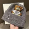 Gorros de luxo designer de feijão de inverno homens e mulheres design de moda chapéus de malha outono boné de lã carta jacquard unissex crânio quente hat100