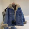 Damesjacks Oversize Winter Denim Jacket for Women 2023 Nieuwe Warm Dikke pluche jeans jassen vrouw turndown kraag lange mouwen jassen top J231222