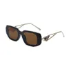 Kvinnors designer solglasögon lyxbrev P Matal Hollow Out Cat Eyes Full Frame UV400 Fashion Beach Holiday Solglasögon256e