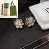 stud stud Romantic Pearl Diamond Earrings Classic Designer Charm Stud arrings Hot Brand Packaging Boutique Pifical أقراط الربيع المجوهرات الجديدة بالجملة