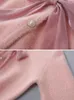 Veste de chariots en tricots pour femmes pour l'hiver 2023 pour l'automne en lâche bowknot en tricot coréen de la mode coréenne douce rose