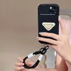 Svartvitt minimalistiskt telefonfodral med hängande rep för iPhone 15 Pro Max 14Pro 14 13 12 Kvinnor Mens Brand Triangle Telefonfodral Fit 15Plus