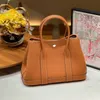 70% fabrycznie wylot Ladies High End Garden Cowhide Tote Duża moc Tongle Women's Mommy Bag w sprzedaży