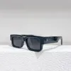 Quadratische Retro -Sonnenbrille Dicke schwarze Rahmen graue Linsen Männer Frauen Brille Funky Sonnenbrillen Sonnenbrille Shades Gafas de Sol Uv400 PR202C