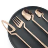 32PCS Rose Gold Tutlery Zestaw 18 10 Noże stali stalowej ze stali nierdzewnej Widelecowe łyżki do stolika zestawu stołowego Zestaw srebrnego oprogramowania x191g