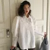 Blouses pour femmes Superaen 2023 Corée de poupée d'hiver coréenne Couper épissé en bois Edge Single Poit