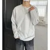 T-shirts pour hommes au printemps d'automne grande taille épissée O-cou t-shirt long à manches longues rétro décontractée baisse des hauts de rue Hoodies vêtements masculins vêtements