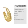 Boucles d'oreilles cerceaux Flola Gold plaquée Twist Feather Hoops pour femmes Chain croisé Cross Huggie Simple Bielry Cadeaux ERSW29