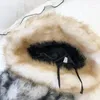 Berets Winter Trend Imitation Fur Plush Warm Bucket Hat Women Show Small Face Big Eaves Ear Protection Fluffy Russian Basin Cap