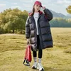 Down Coat Girl's Winter Clothing 2023 Big Children Children's Mid-Longle épaissis de style occidental Fashion Girls '