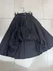 Roupas de designer de saia feminina para senhoras de verão Alta Cálida de decoração de zíper e grande swing long sobrenkirt 22 de dezembro