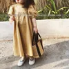 Robe fille 2023 Children's Wear Girls Corée Retro Retro Retro haute taille Bubble Sleeve Princess Robe pour enfants pour