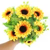 Fleurs décoratives Multi-tête artificielle Coupte et pâte de pâte Silk Sunflower Christmas Wedding Party Bouquet Home Decoration Fake Flowe