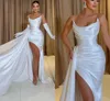 우아한 흰색 이브닝 미인 대회 드레스 2024 끈이없는 소매없는 사이드 슬릿 새틴 파티 생일 공식 가운 멍청한 가운 드 페스트 로브 드로브 드로이어 카스 멘토