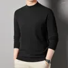 Mäns T -skjortor 2023 Autumn Thin Solid rund nacke underlag för långärmad stickkläder Casual och mångsidig linne Middle Youth