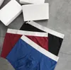 Mens Designers Boksörler Marka Ustalık Seksi Klasik Mens Boxer Sıradan Şortları İç Çamaşır Nefes Alabası Pamuklu Soyutlar Box FDJDFJDJDK İLE 3 PCS