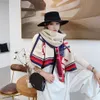 Дизайнер с шарфом черный шаль теплый имитация кашемирового шарфа для женщин роскошные бренд зимние платки обертывают густые квадратные квадратные кисточки ST226G