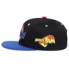 Шариковые шапки Une Squad Cap Red Chotcon Hip Hop Snapback Hat для мужчин Женщины взрослые на открытом воздухе. Баскетбол Слушащий солнце бейсбол J231223