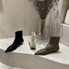 Vestido tênis feminino botas de tornozelo apontado na marca de outono de outono zíper gatinho salto bombas de bomba fêmea na bota moderna feminina