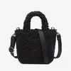 2023 Nieuwe vrouwen Hairy Handtas Fashion Designer Bag The Tote Bag Make -uptas Banquet Tas Lord Versatiele stijl Hot verkopen Vier kleuren kleine handtassen