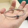 Handgjorda aldrig blekna klassiska smycken 100% ren 925 Sterling Silver Smooth Bangle Party Pandor Promise Women Wedding Bracel269B