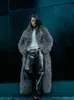 Fourrure de fourrure pour femmes rr2868 manteaux surdimensionnés X-Long Faux Fur for Women Fake Mongol Fur Fluffy Pockets Poches de coton d'hiver Vestes longues T231223
