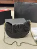 Lambskin vandrande underarmsäck kvinnor mode shopping satchels axelväskor handväskor crossbody messenger väskor totes kedja lyxdesigner purses svart wallte