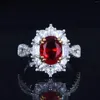 Cluster ringen live high-definition 3 kunstmatige ruby ​​ring ingelegde eenvoudige en gulle opening kleurschat vrouw