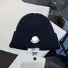 Gorda de luxo chapéu de chapéu quente chapéus de inverno chapéu de malha bordado casais moda para homens mulheres caem lã neve fria unissex letra quente letra